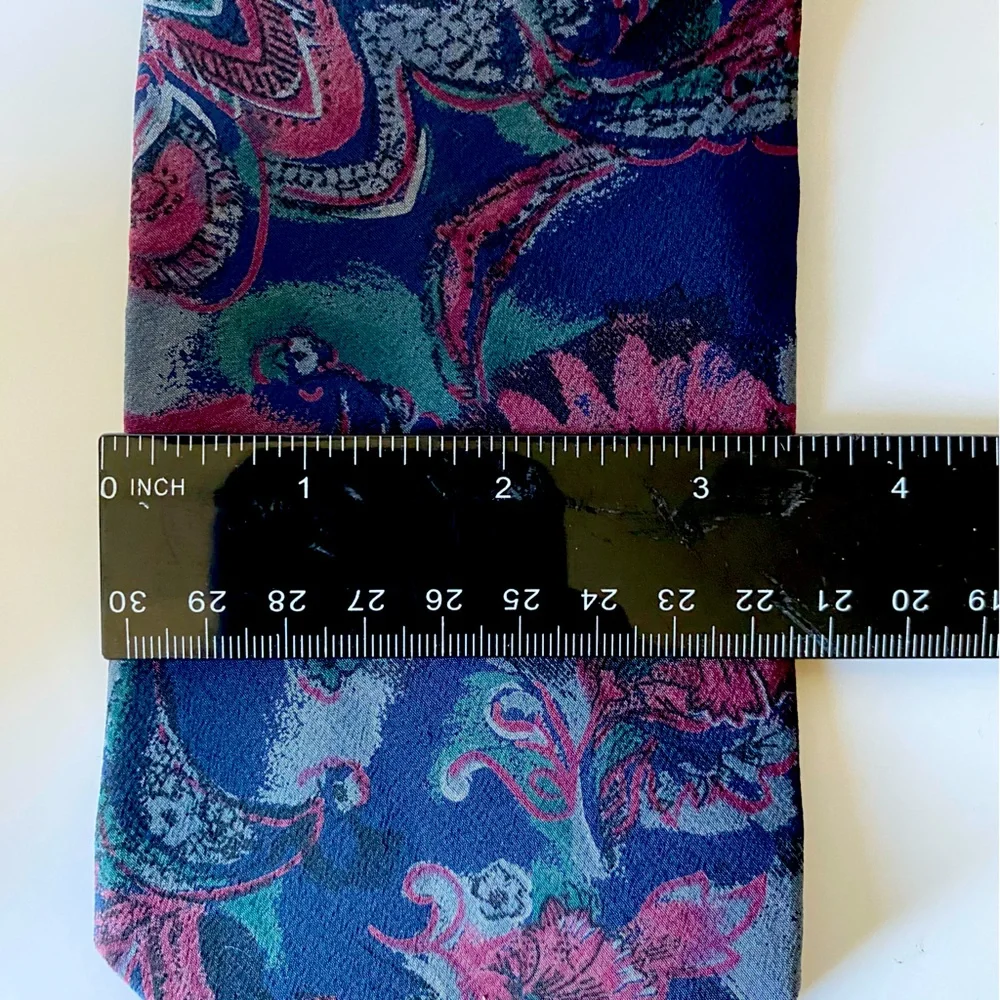 Karl Lagerfeld,  100% Silk Paisley Floral Neck Tie
